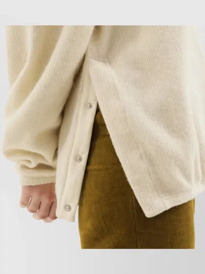 1989 Studio Ribbed Sweater With Button And Side Slits In Neutral