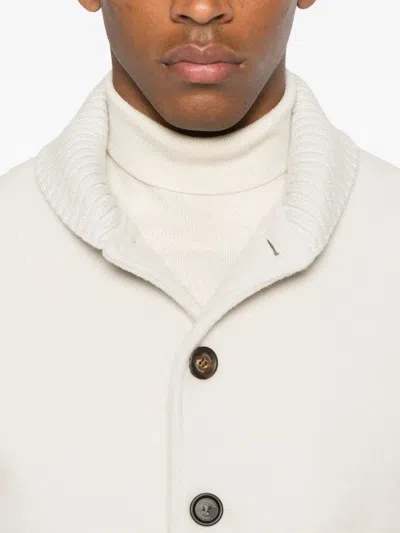 Eleventy Buttoned Jacket In White