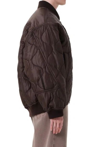 Agolde Isla Onion Quilted Bomber Jacket In Brown