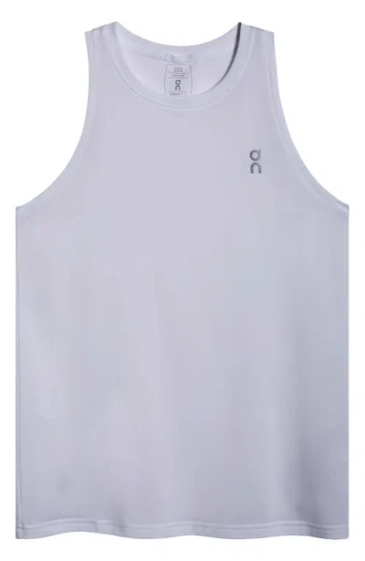 On Core Running Tank In White