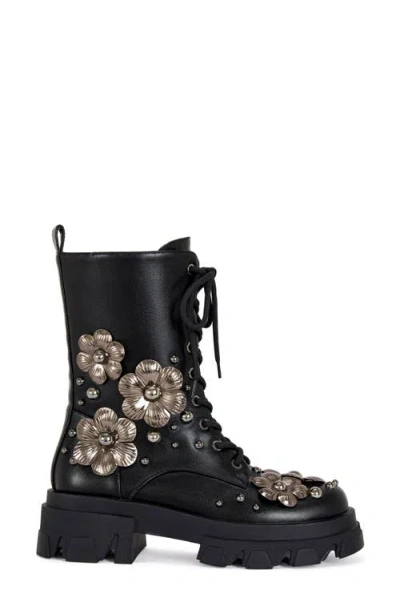 Azalea Wang Orquidea Studded Platform Boot In Black