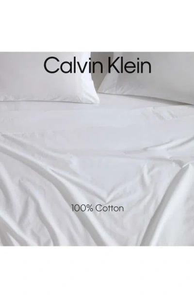 Calvin Klein 200 Thread Count Cotton Percale Sheet Set In White