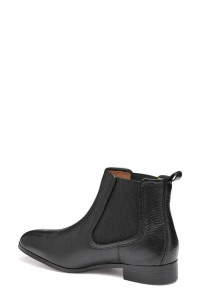 Johnston & Murphy Tinsley Chelsea Boot In Black