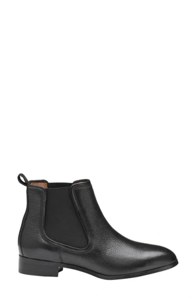 Johnston & Murphy Tinsley Chelsea Boot In Black