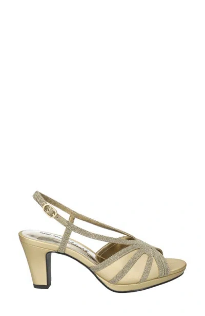 Easy Street Womens Starlight Heeled Sandals In Gold