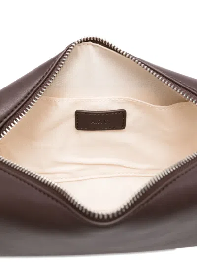 拉链开合单肩包