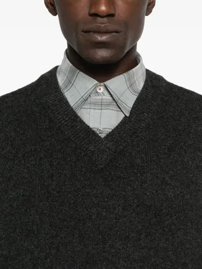 Apc A.p.c. Pull Dany Clothing In Black