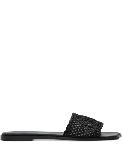 Chloé Soleil Woven Strap Flat Sandals In Black
