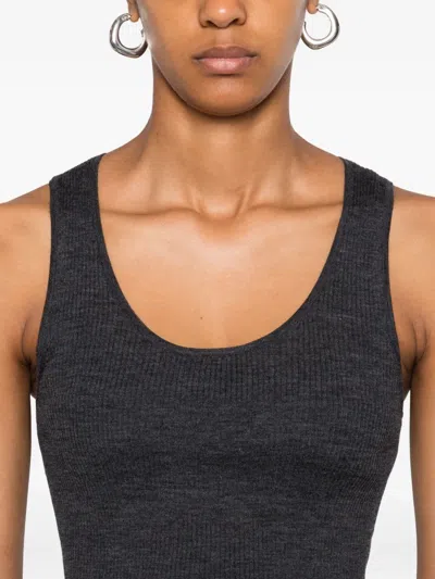 Monochrome Ribbed Wool Top In Black