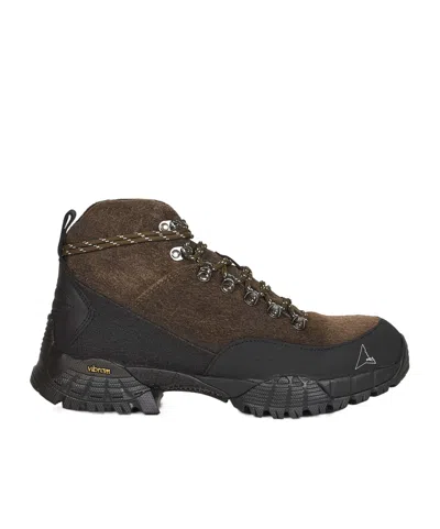 Roa Andreas In Brown