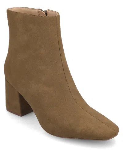 Journee Collection Womens Block Heel Booties In Brown