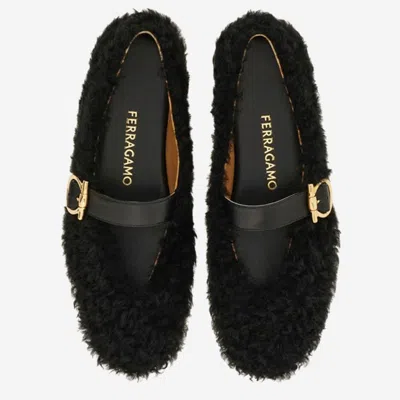Ferragamo Shearling Ballet Flats In Black