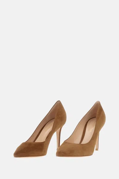 Gianvito Rossi Gianvito 85 Suede Pumps In Brown