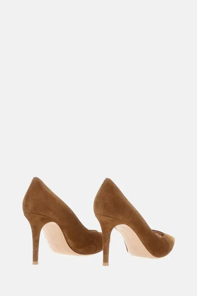 Gianvito Rossi Gianvito 85 Suede Pumps In Brown