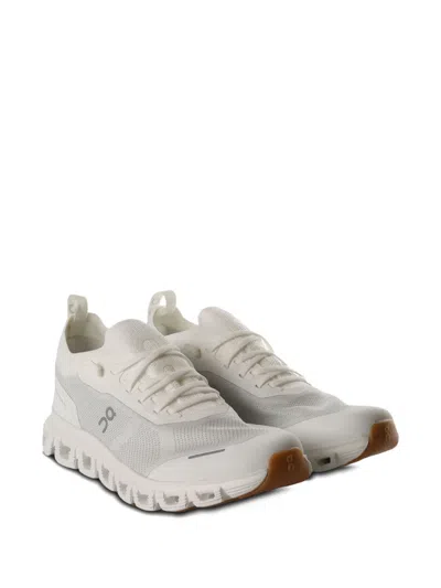 On Cloud 6 Versa Sneakers In White