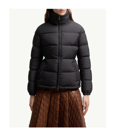 Moncler Dourbe Zip-up Short Puffer Jacket In Blue