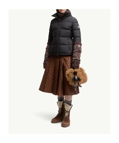 Moncler Dourbe Zip-up Short Puffer Jacket In Blue