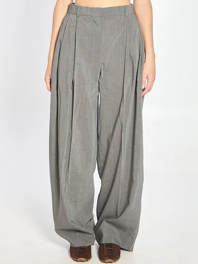 Jacquemus Curvo High-rise Cotton-blend Straight-leg Pants In Gray