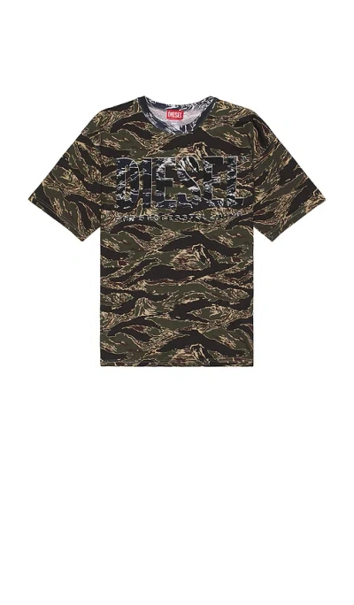 Diesel T-boxt-t22 Tiger-stripe Logo T-shirt In Brown