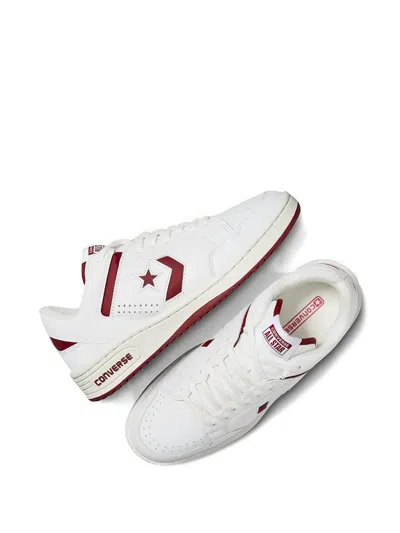 Converse Weapon Sneakers In White