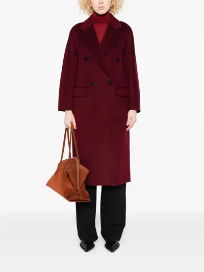 双排扣羊毛大衣