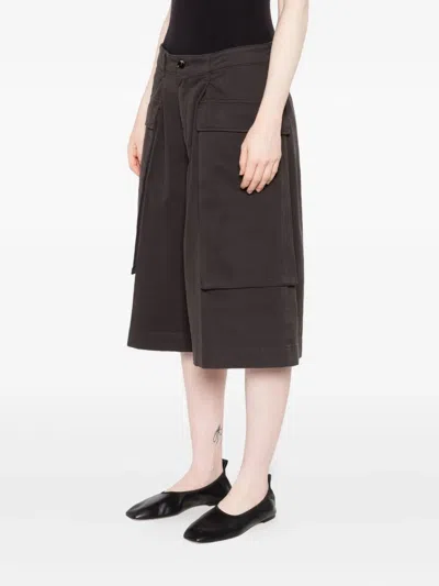 True Avenue Cargo-pocket Shorts In Brown