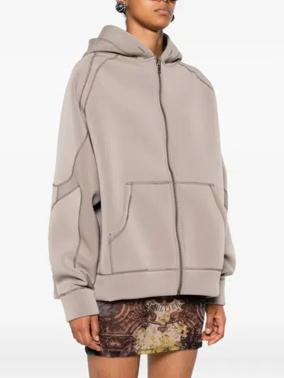 对比缝线连帽夹克