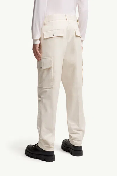 Moncler Cargo-pocket Regular Trousers In Neutral