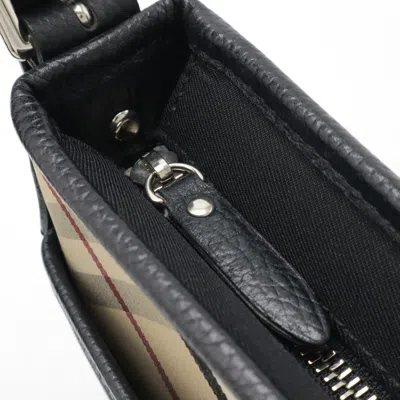 Pre-owned Burberry Beige Black Nylon Canvas Shoulder Bag ()