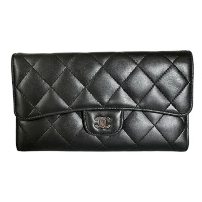 Pre-owned Chanel Black Long Bill Wallet (bi-fold) ()