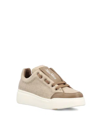 Max Mara Zapatilla Deportiva De Cachemira Impermeable In Brown