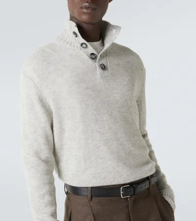 羊毛与羊绒高领毛衣