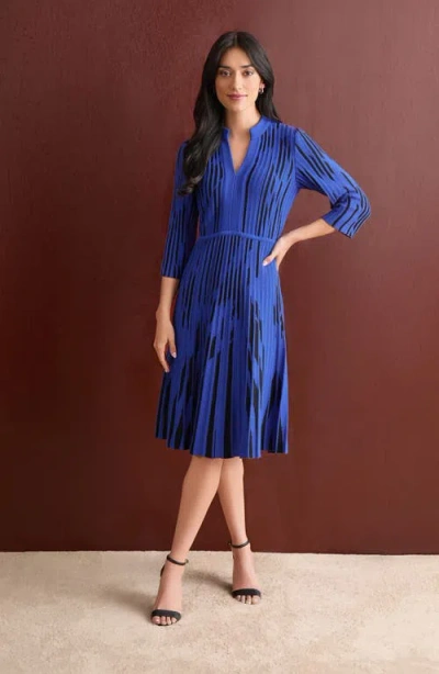 Ming Wang Dual-toned Soft Knit Dress In Blue