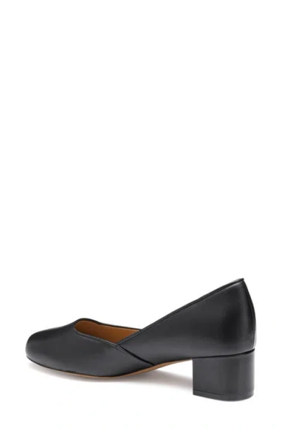 Johnston & Murphy Sienna Pump In Black