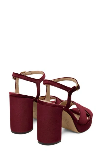 Stuart Weitzman Dayna Platform Sandal In Red