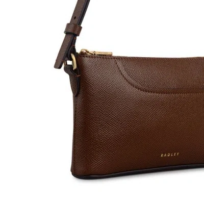 Radley London Mini Pockets Top Zip Ew Chocolate Leather Shoulder Bag In Brown