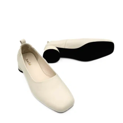 Amie Rafa Planner Block Kitten Heel In Brown