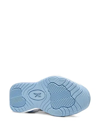 Reebok Solution Mid Sneakers In White