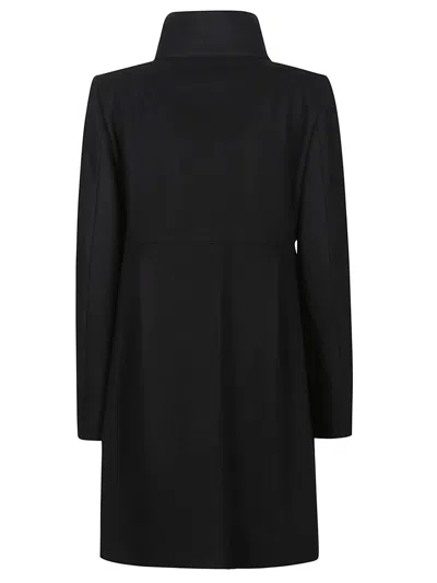 Fay Classic Tailored Mid-length Coat With Structured Fit In Black