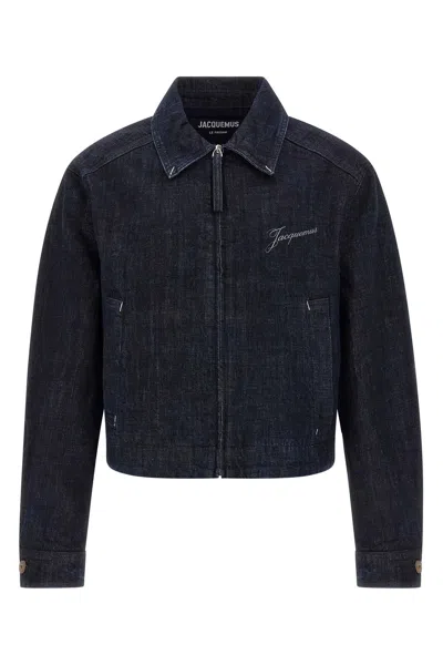 Jacquemus Dark Indigo Denim Jacket With Front Zipper And Logo In Blue