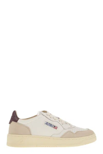 Autry Medalist Low Sneakers In White And Burgundy Suede And Leather In White