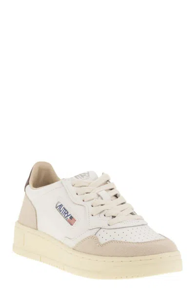Autry Medalist Low Sneakers In White And Burgundy Suede And Leather In White
