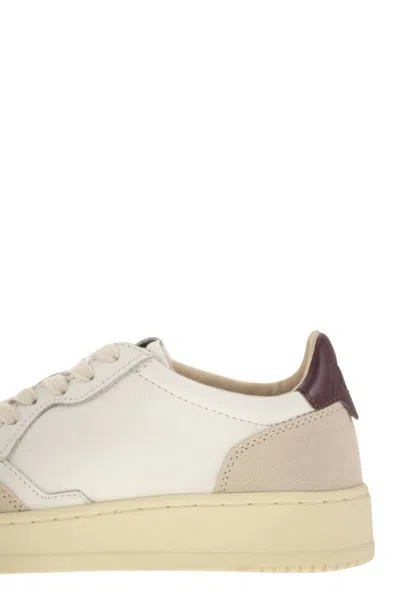 Autry Medalist Low Sneakers In White And Burgundy Suede And Leather In White