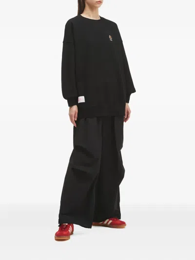 Fingercroxx Logo-patch Sweatshirt In Black