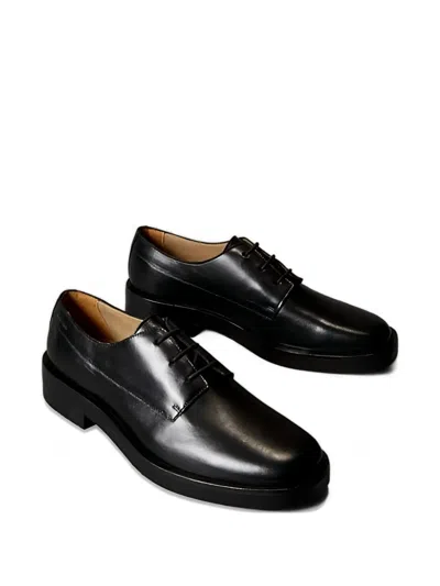 系带皮质德比鞋