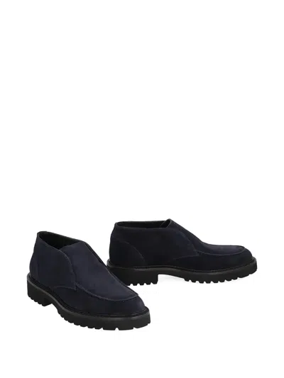 Doucal's Chukka Adler Loafers With Smooth Suede Finish In Blue