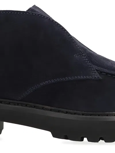 Doucal's Chukka Adler Loafers With Smooth Suede Finish In Blue