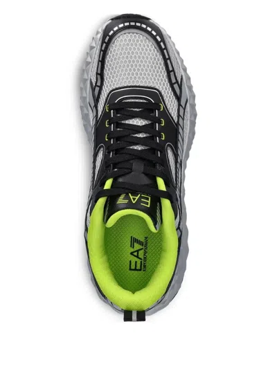 几何图案运动鞋