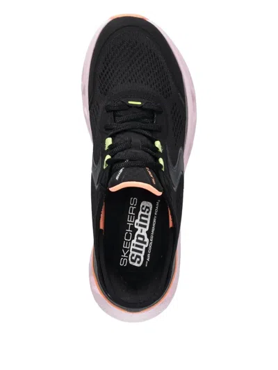 Skechers Glide Step Altus Trainers In Black