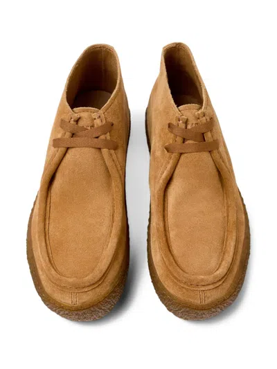 Camper Peu Terreno In Brown